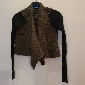 Simply Vera Wang size xs green sweater